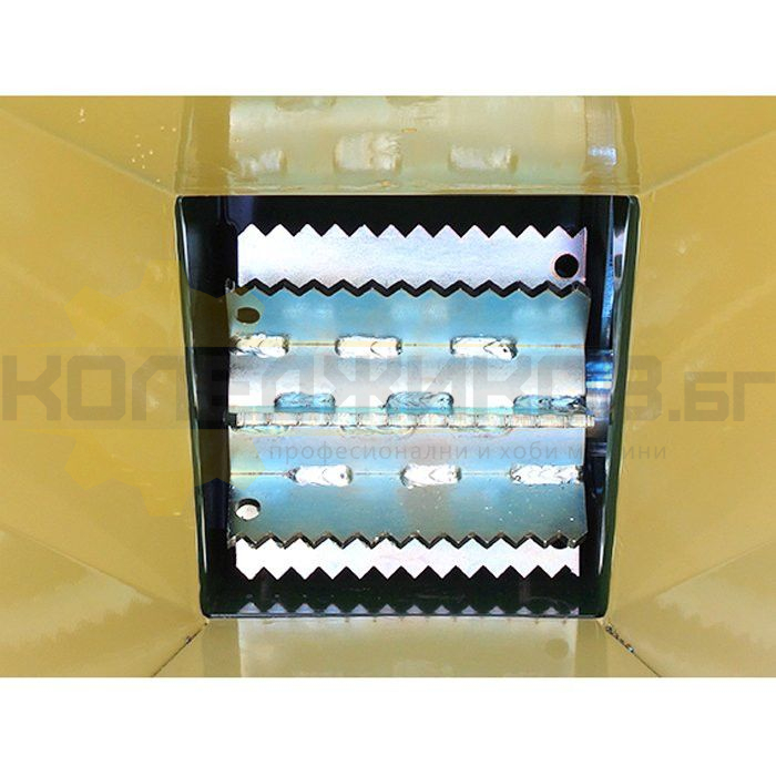 Професионална дробилка за клони NEGRI R225BHHP13AEON, 13.0 к.с., 90 мм, 7 куб.м/ч - 