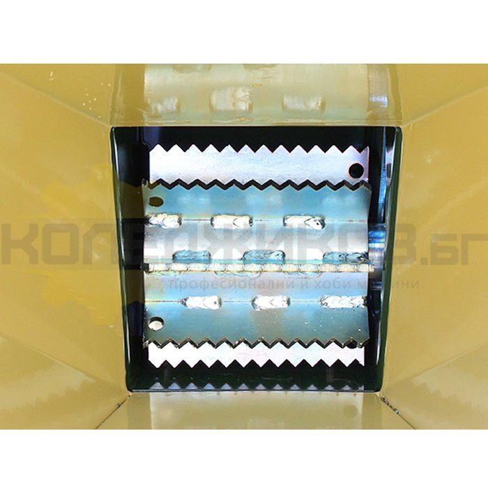 Професионална дробилка за клони NEGRI R225BHHP13C, 13.0 к.с., 90 мм, 7 куб.м/ч - 